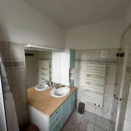 Maison A *
